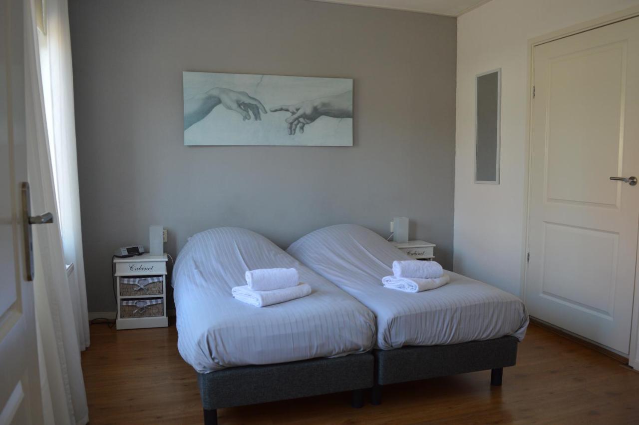 T Laege Uus Bed and Breakfast Burgh-Haamstede Exteriör bild