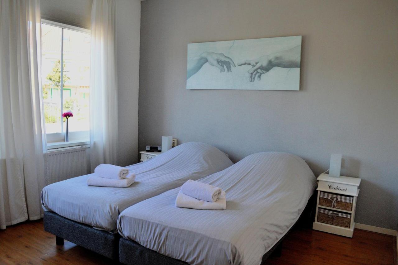 T Laege Uus Bed and Breakfast Burgh-Haamstede Exteriör bild