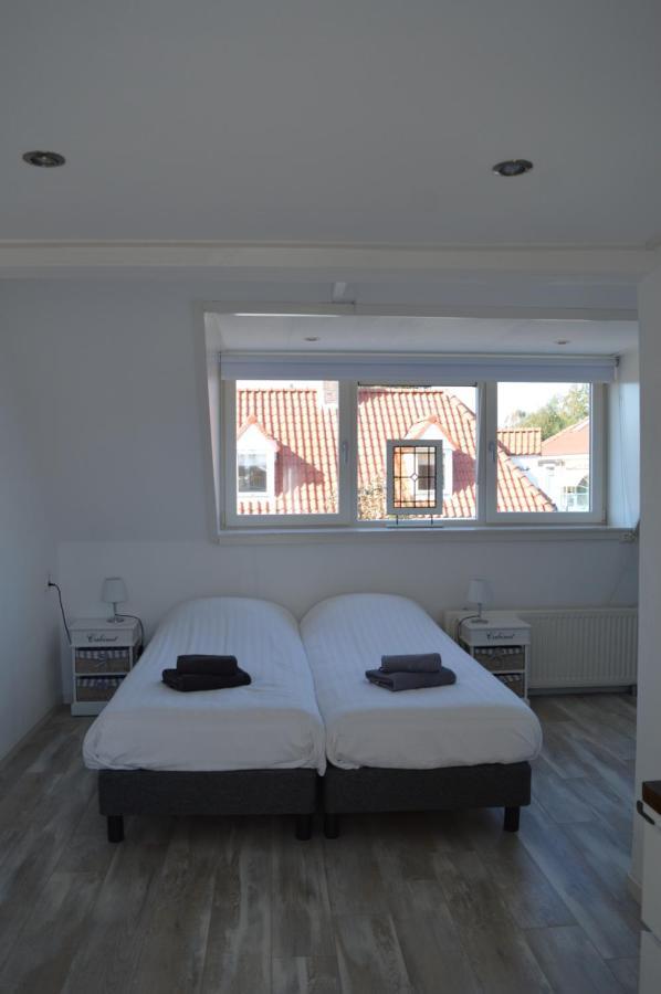 T Laege Uus Bed and Breakfast Burgh-Haamstede Exteriör bild
