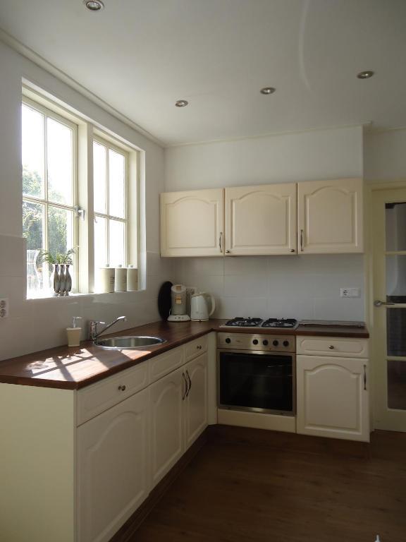 T Laege Uus Bed and Breakfast Burgh-Haamstede Exteriör bild