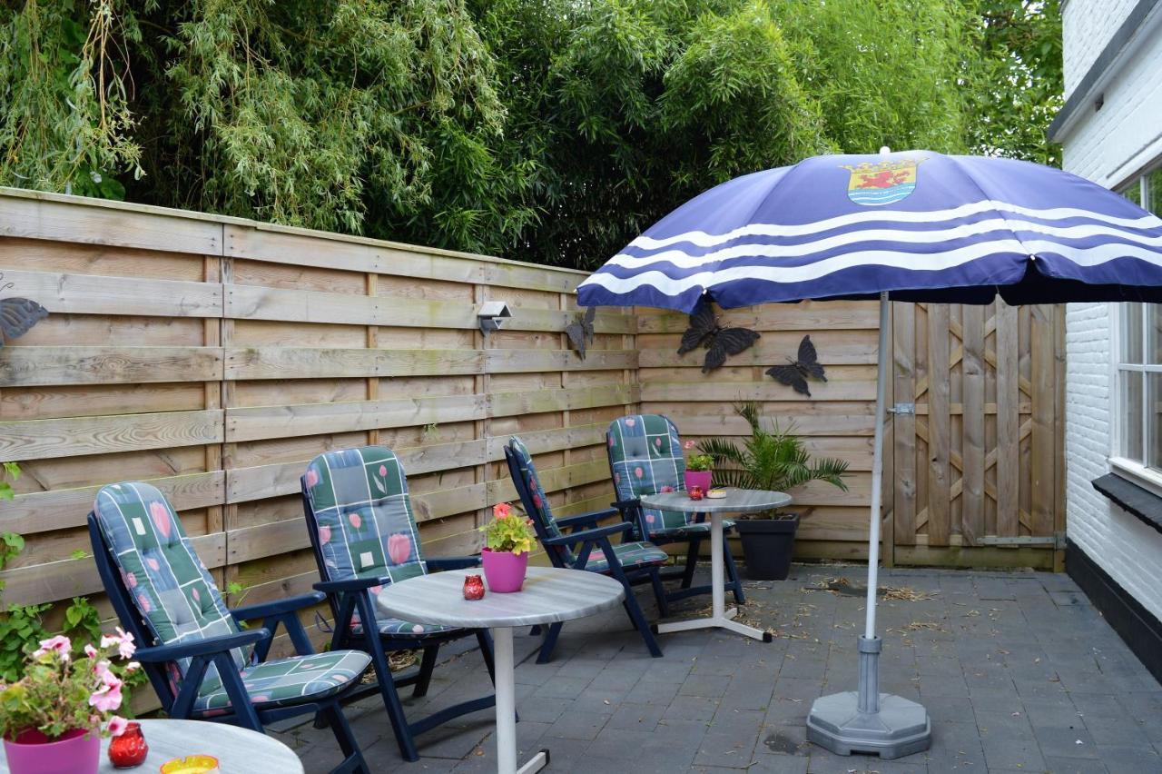 T Laege Uus Bed and Breakfast Burgh-Haamstede Exteriör bild